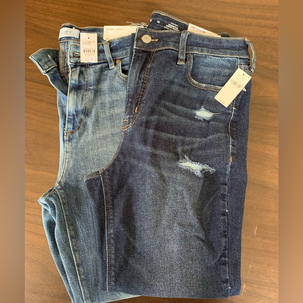 2 pairs of Women’s jeans